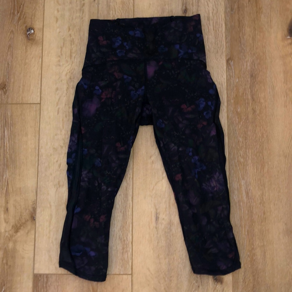 LuluLemon Cropped Leggings